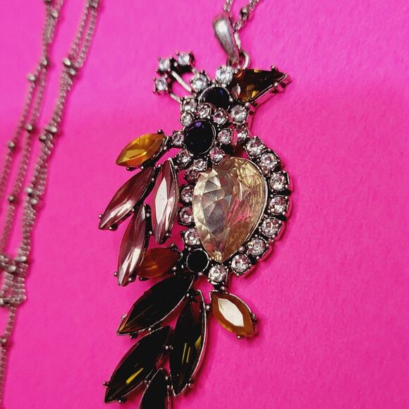 Silver 32" Birds Of Paradise Rhinestone Pendant Necklace - Picture 3 of 6